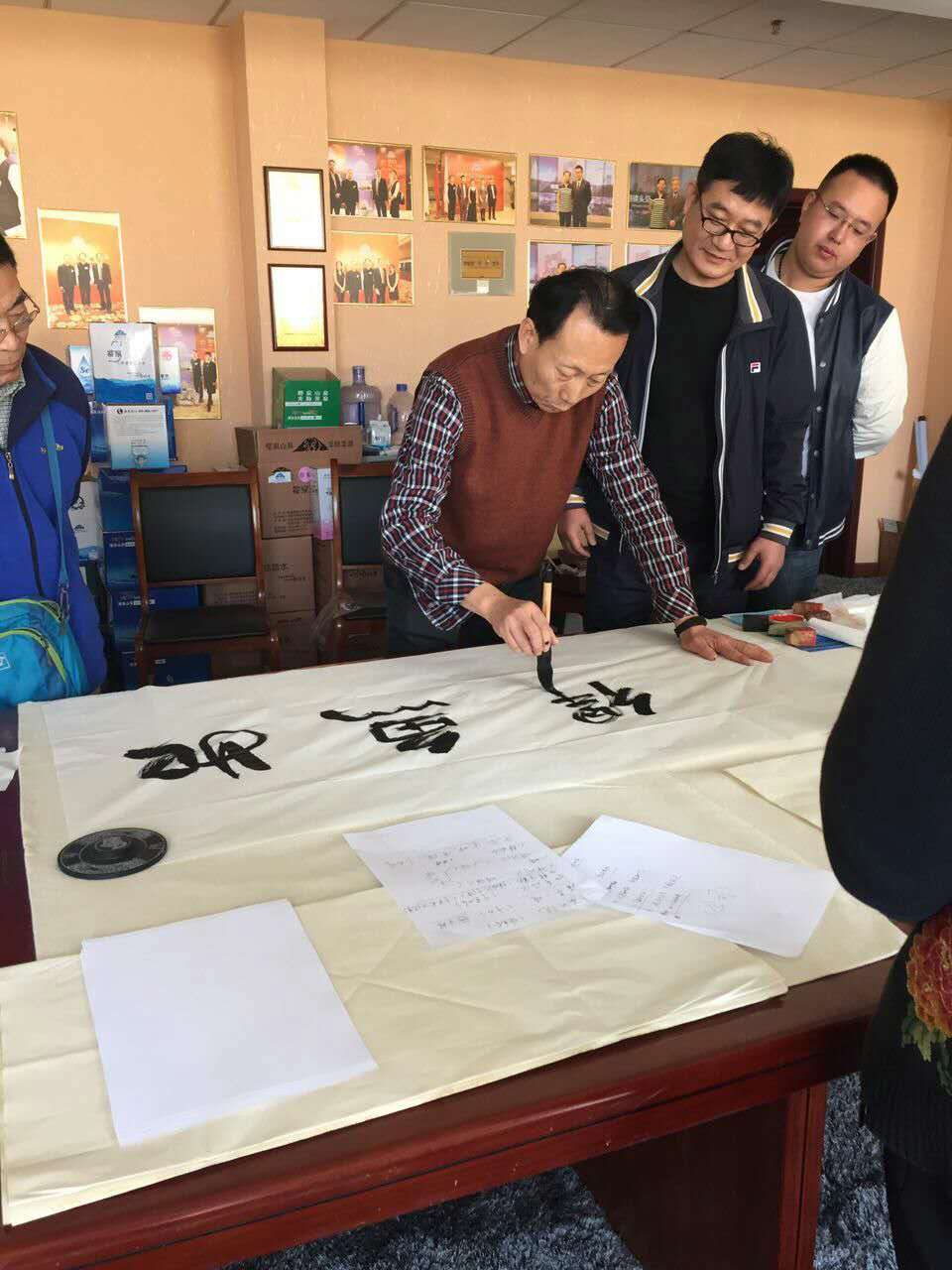 画家书法家于钦池个人艺术简介,于钦池画家简介,于钦池作品价格,于钦池个人简介,于钦池艺术作品,书法家于钦池简介,画家于钦池简介