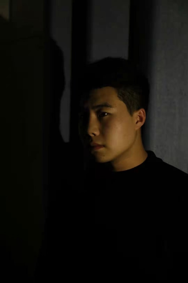 画家书法家吴昊东个人艺术简介,吴昊东画家简介,吴昊东作品价格,吴昊东个人简介,吴昊东艺术作品,书法家吴昊东简介,画家吴昊东简介