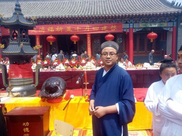 画家书法家魏清山个人艺术简介,魏清山画家简介,魏清山作品价格,魏清山个人简介,魏清山艺术作品,书法家魏清山简介,画家魏清山简介