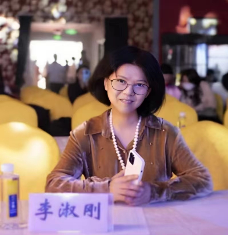 画家书法家李淑刚个人艺术简介,李淑刚画家简介,李淑刚作品价格,李淑刚个人简介,李淑刚艺术作品,书法家李淑刚简介,画家李淑刚简介