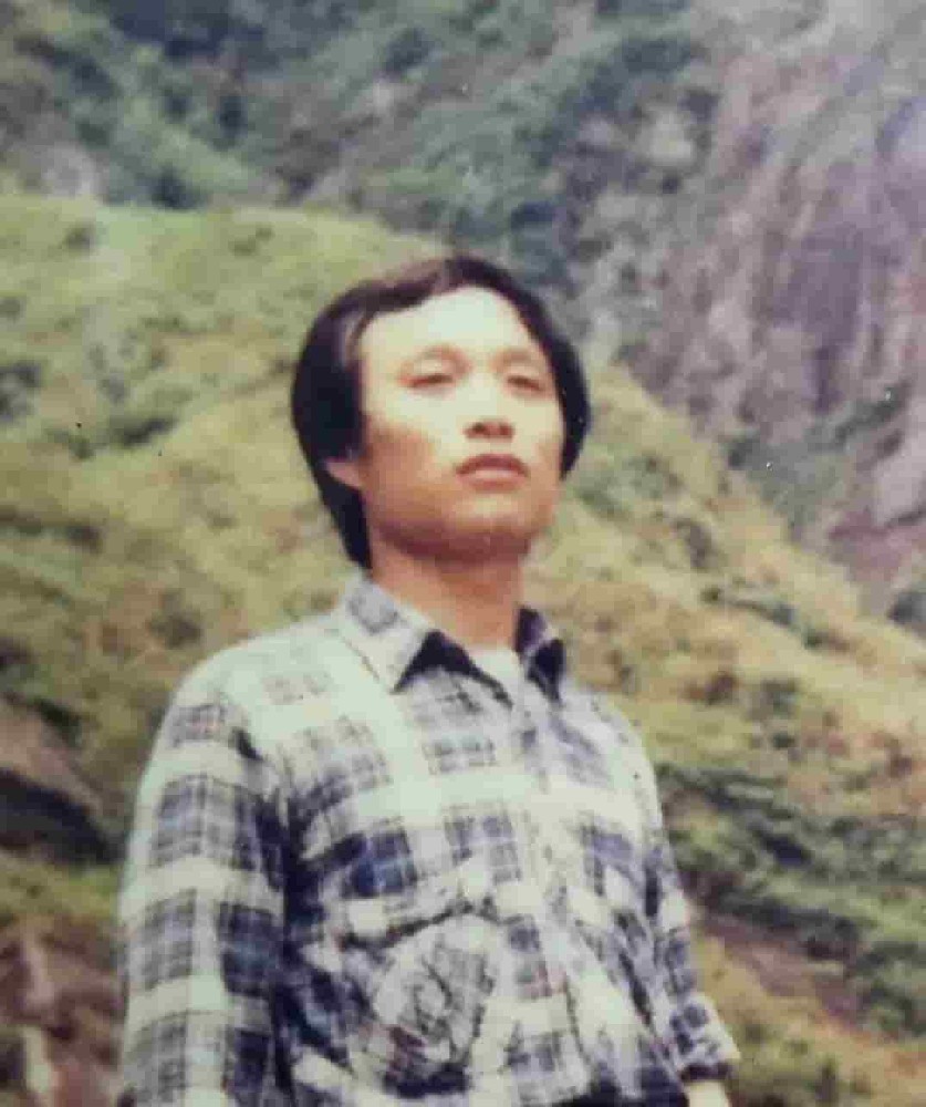 画家书法家查安平个人艺术简介,查安平画家简介,查安平作品价格,查安平个人简介,查安平艺术作品,书法家查安平简介,画家查安平简介