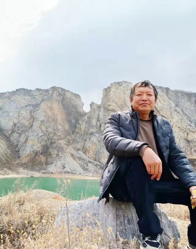 画家书法家喻宗汉个人艺术简介,喻宗汉画家简介,喻宗汉作品价格,喻宗汉个人简介,喻宗汉艺术作品,书法家喻宗汉简介,画家喻宗汉简介