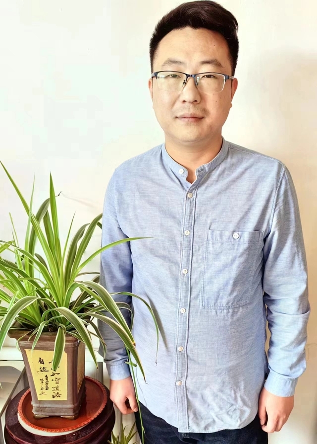 画家书法家刘广永个人艺术简介,刘广永画家简介,刘广永作品价格,刘广永个人简介,刘广永艺术作品,书法家刘广永简介,画家刘广永简介