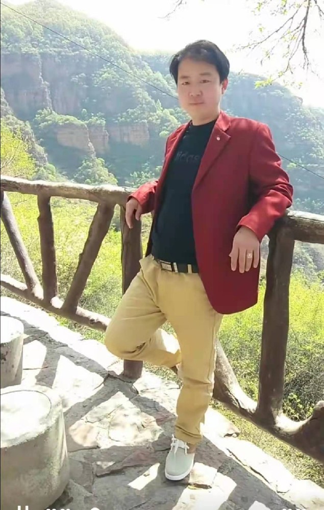 画家书法家王兰明个人艺术简介,王兰明画家简介,王兰明作品价格,王兰明个人简介,王兰明艺术作品,书法家王兰明简介,画家王兰明简介