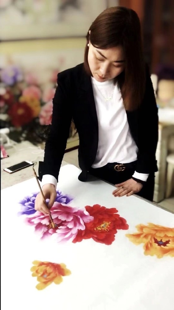 画家书法家李凤仙个人艺术简介,李凤仙画家简介,李凤仙作品价格,李凤仙个人简介,李凤仙艺术作品,书法家李凤仙简介,画家李凤仙简介