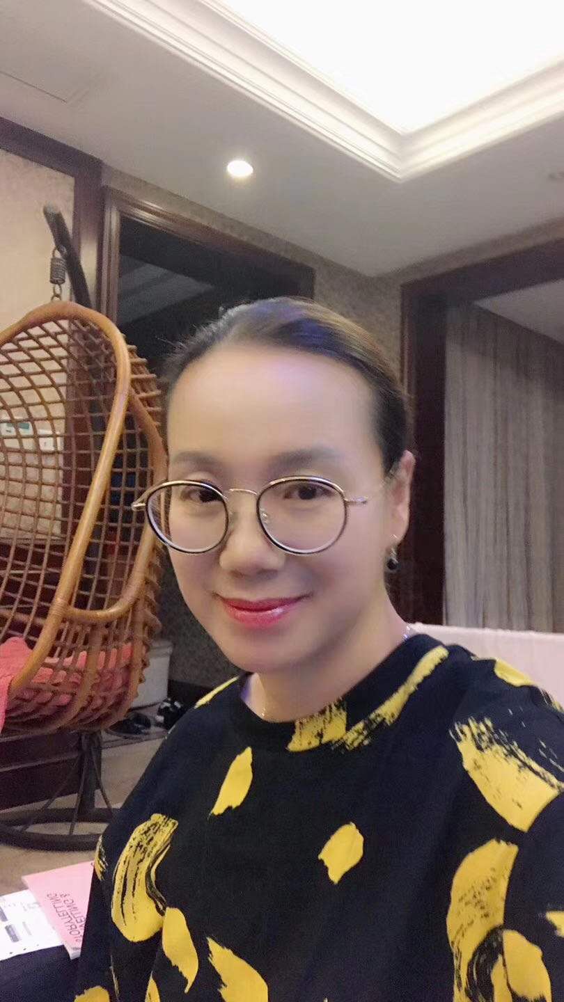 画家书法家吴桂英个人艺术简介,吴桂英画家简介,吴桂英作品价格,吴桂英个人简介,吴桂英艺术作品,书法家吴桂英简介,画家吴桂英简介