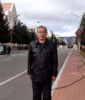 画家书法家王振友个人艺术简介,王振友画家简介,王振友作品价格,王振友个人简介,王振友艺术作品,书法家王振友简介,画家王振友简介