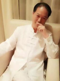 画家书法家黄旭东个人艺术简介,黄旭东画家简介,黄旭东作品价格,黄旭东个人简介,黄旭东艺术作品,书法家黄旭东简介,画家黄旭东简介