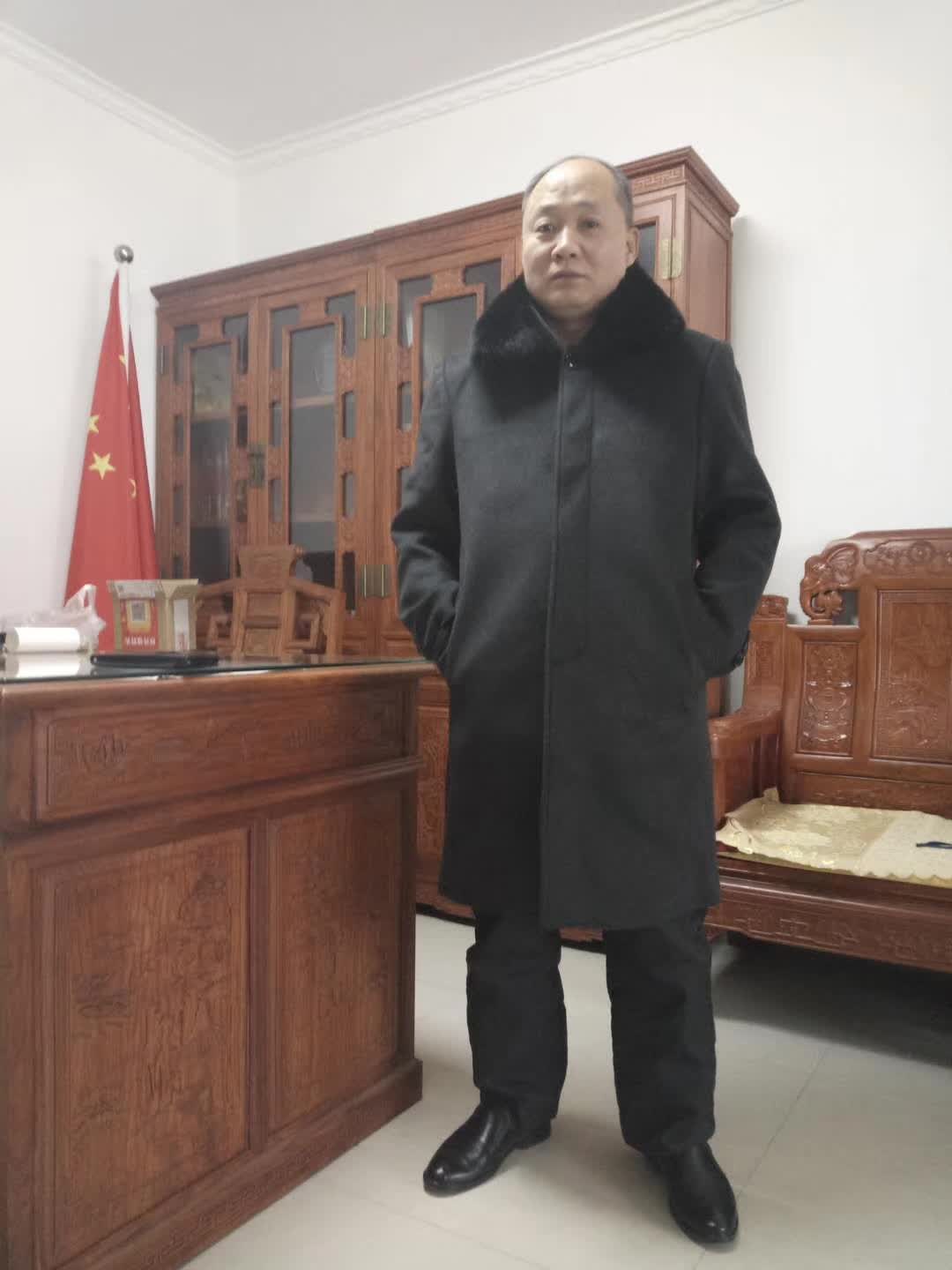 画家书法家李恩之个人艺术简介,李恩之画家简介,李恩之作品价格,李恩之个人简介,李恩之艺术作品,书法家李恩之简介,画家李恩之简介