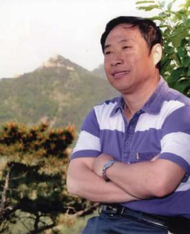 画家书法家王占英个人艺术简介,王占英画家简介,王占英作品价格,王占英个人简介,王占英艺术作品,书法家王占英简介,画家王占英简介