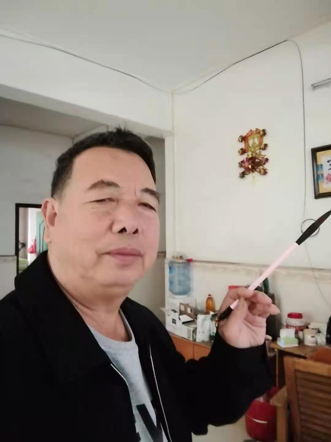 画家书法家许道个人艺术简介,许道画家简介,许道作品价格,许道个人简介,许道艺术作品,书法家许道简介,画家许道简介