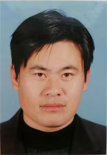 画家书法家张长春个人艺术简介,张长春画家简介,张长春作品价格,张长春个人简介,张长春艺术作品,书法家张长春简介,画家张长春简介