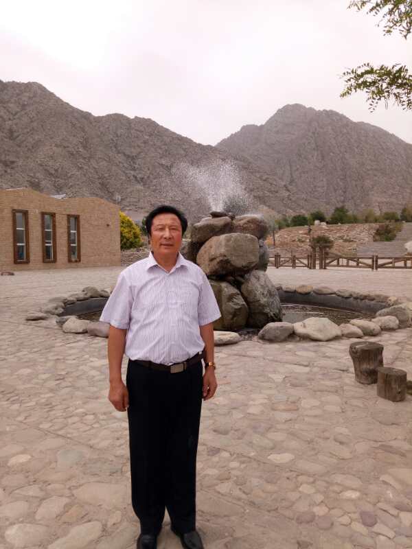 画家书法家白正兵个人艺术简介,白正兵画家简介,白正兵作品价格,白正兵个人简介,白正兵艺术作品,书法家白正兵简介,画家白正兵简介