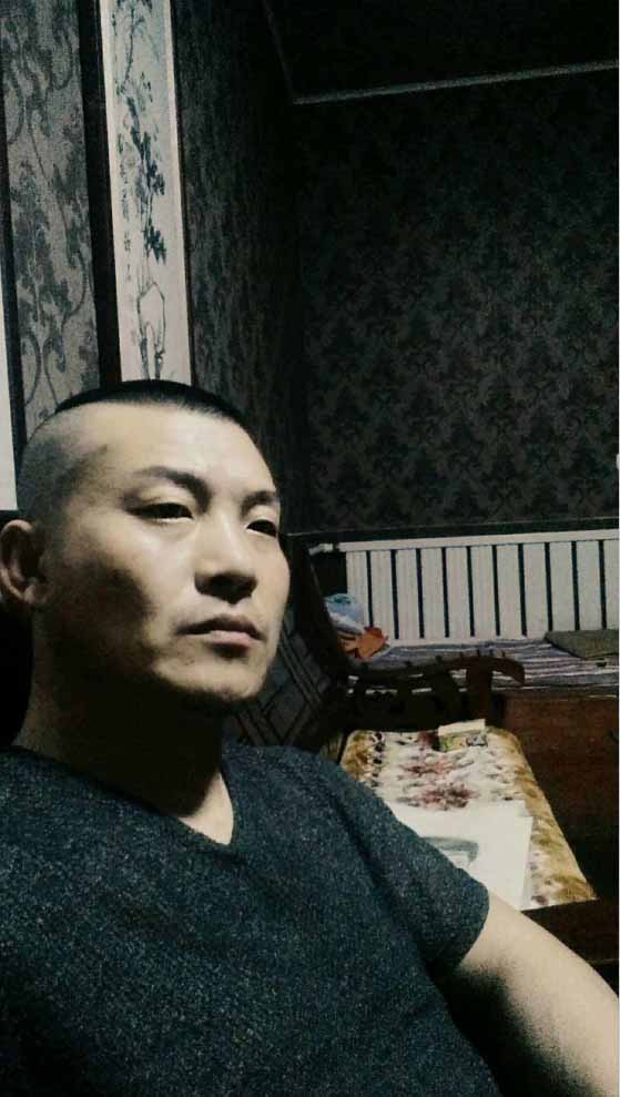 画家书法家刘传海个人艺术简介,刘传海画家简介,刘传海作品价格,刘传海个人简介,刘传海艺术作品,书法家刘传海简介,画家刘传海简介