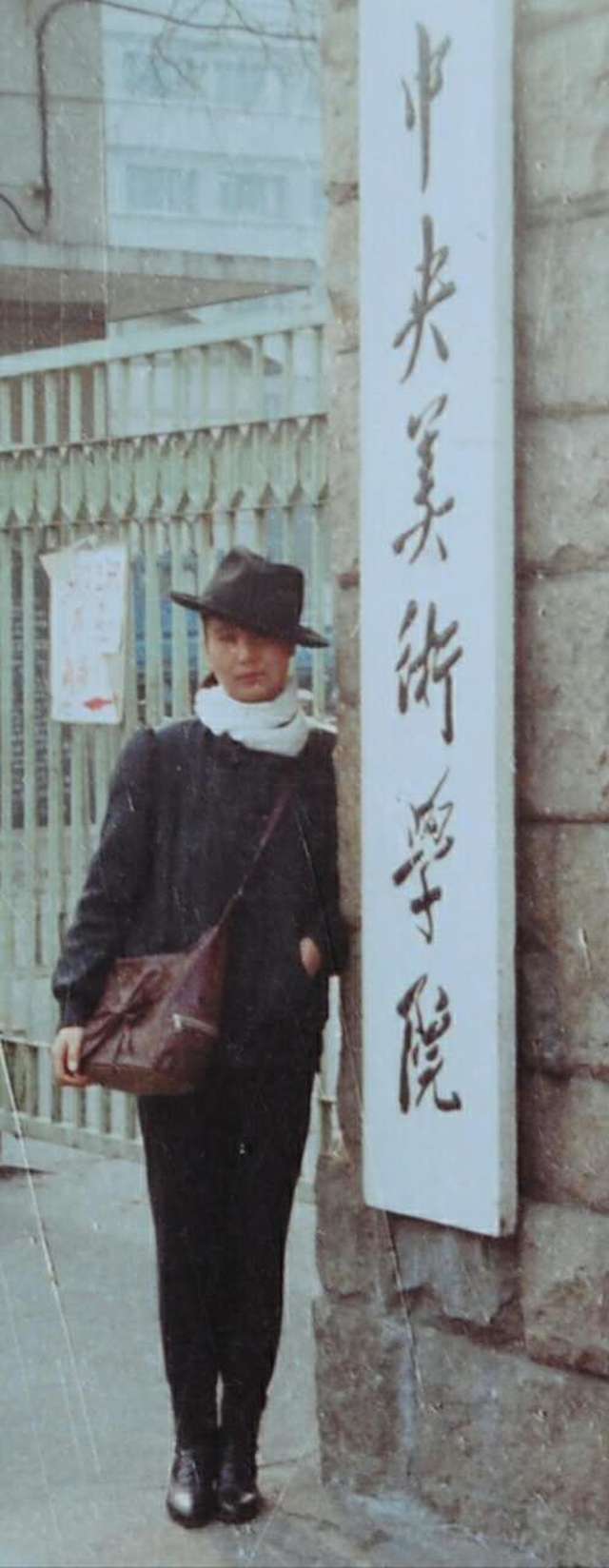 画家书法家李兆英个人艺术简介,李兆英画家简介,李兆英作品价格,李兆英个人简介,李兆英艺术作品,书法家李兆英简介,画家李兆英简介