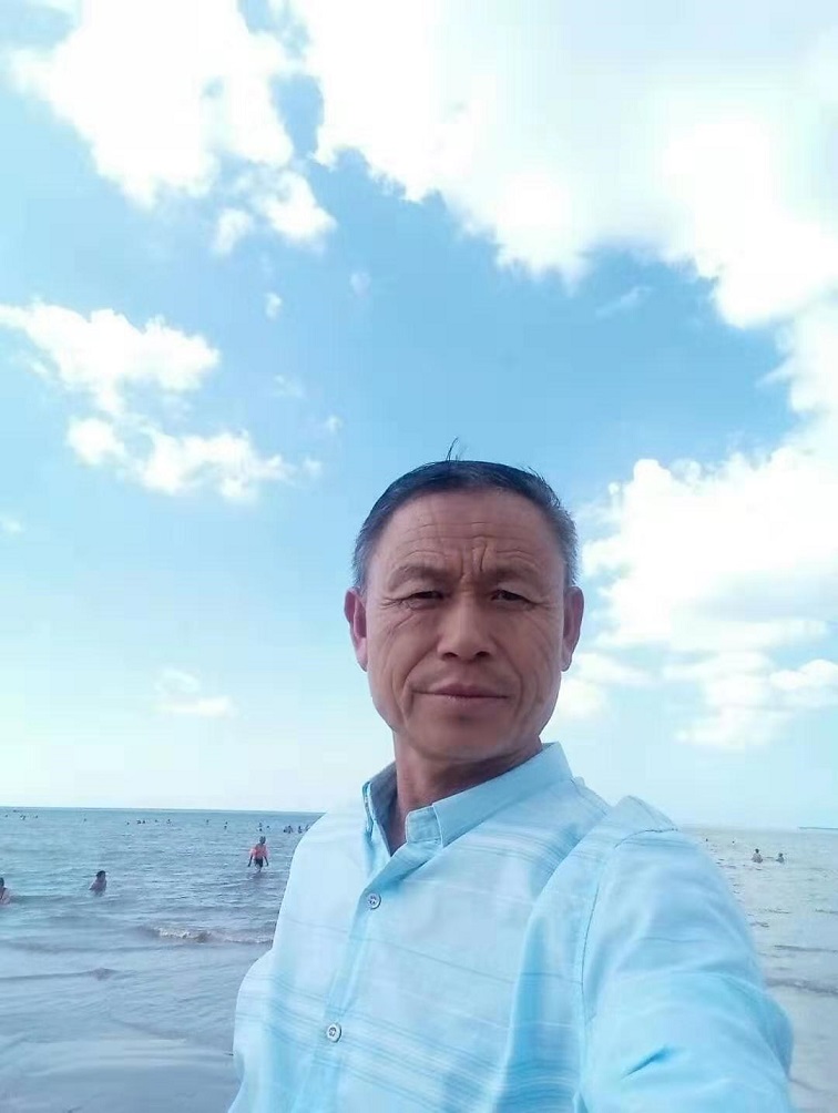 画家书法家王洪星个人艺术简介,王洪星画家简介,王洪星作品价格,王洪星个人简介,王洪星艺术作品,书法家王洪星简介,画家王洪星简介