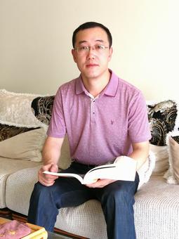 画家书法家周维平个人艺术简介,周维平画家简介,周维平作品价格,周维平个人简介,周维平艺术作品,书法家周维平简介,画家周维平简介
