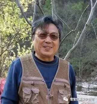画家书法家于连成个人艺术简介,于连成画家简介,于连成作品价格,于连成个人简介,于连成艺术作品,书法家于连成简介,画家于连成简介
