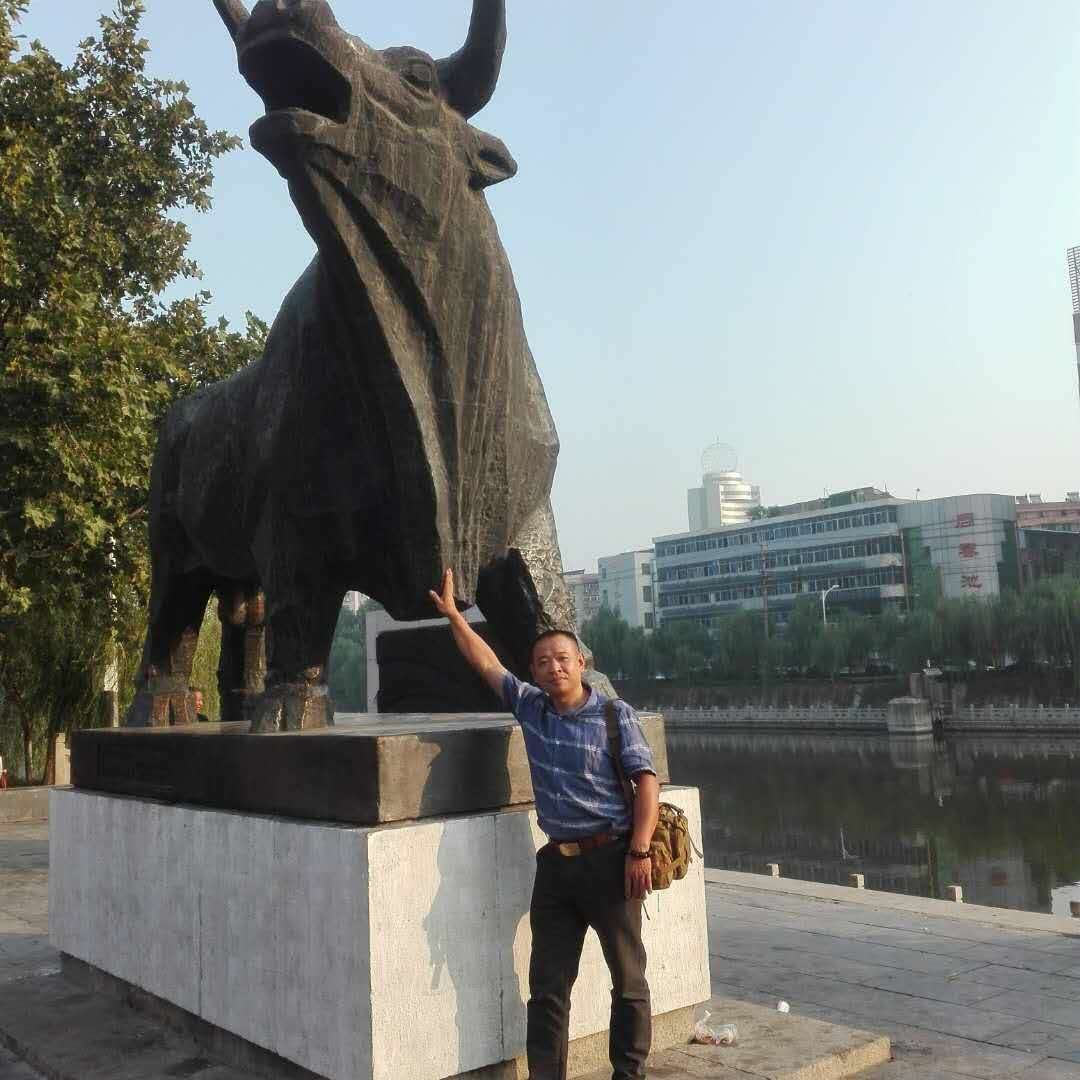 画家书法家夏利军个人艺术简介,夏利军画家简介,夏利军作品价格,夏利军个人简介,夏利军艺术作品,书法家夏利军简介,画家夏利军简介