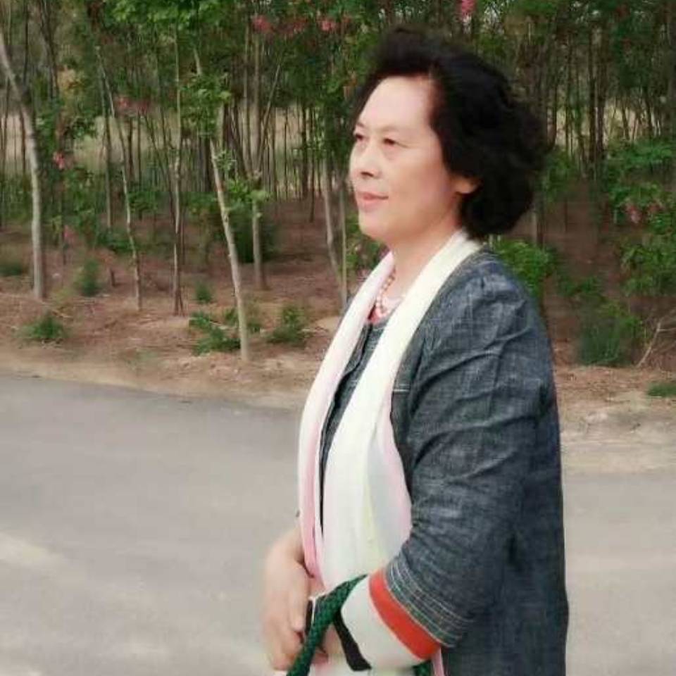 画家书法家李翠云个人艺术简介,李翠云画家简介,李翠云作品价格,李翠云个人简介,李翠云艺术作品,书法家李翠云简介,画家李翠云简介