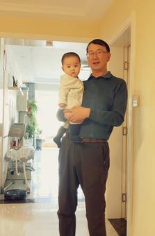画家书法家洪秉勋个人艺术简介,洪秉勋画家简介,洪秉勋作品价格,洪秉勋个人简介,洪秉勋艺术作品,书法家洪秉勋简介,画家洪秉勋简介