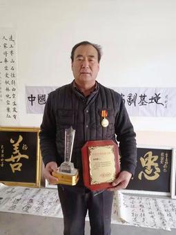 画家书法家张积善个人艺术简介,张积善画家简介,张积善作品价格,张积善个人简介,张积善艺术作品,书法家张积善简介,画家张积善简介