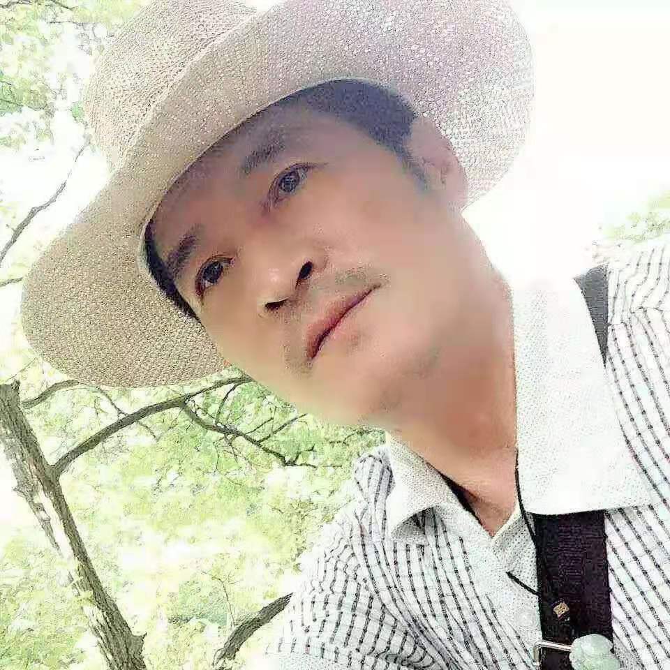画家书法家宋朝晖个人艺术简介,宋朝晖画家简介,宋朝晖作品价格,宋朝晖个人简介,宋朝晖艺术作品,书法家宋朝晖简介,画家宋朝晖简介