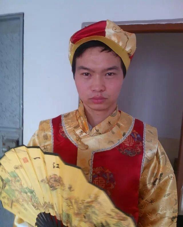 画家书法家李鑫个人艺术简介,李鑫画家简介,李鑫作品价格,李鑫个人简介,李鑫艺术作品,书法家李鑫简介,画家李鑫简介