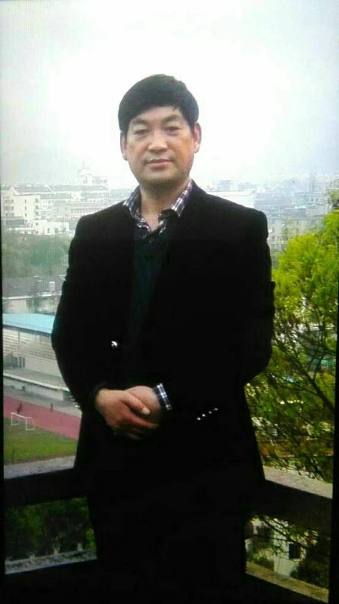 画家书法家李才个人艺术简介,李才画家简介,李才作品价格,李才个人简介,李才艺术作品,书法家李才简介,画家李才简介