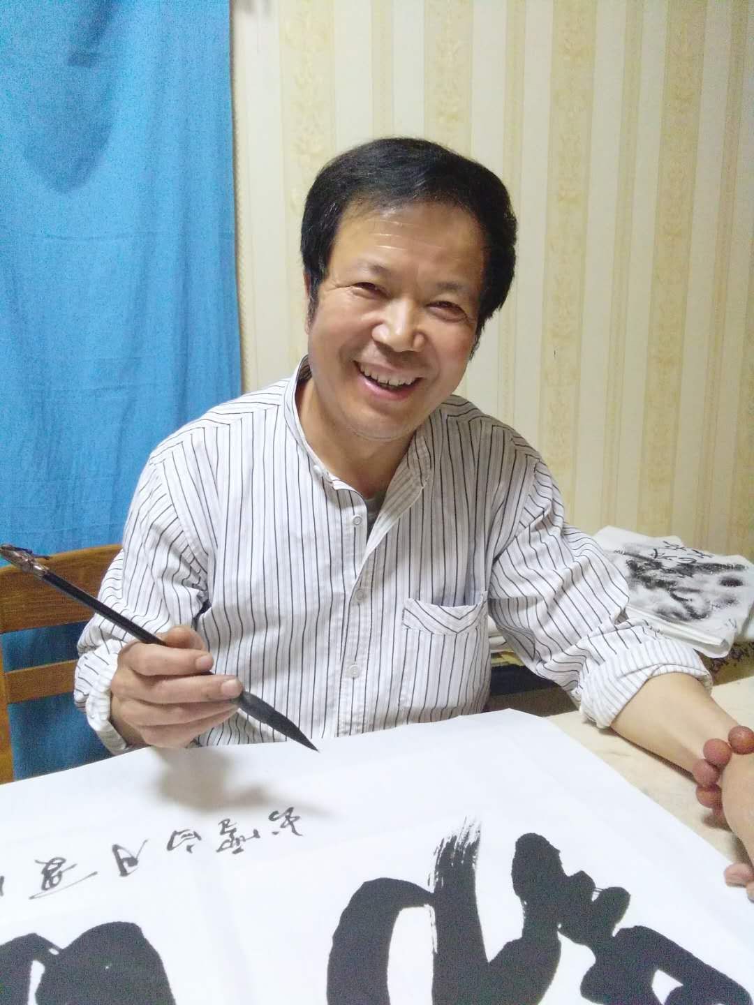 画家书法家白雪个人艺术简介,白雪画家简介,白雪作品价格,白雪个人简介,白雪艺术作品,书法家白雪简介,画家白雪简介