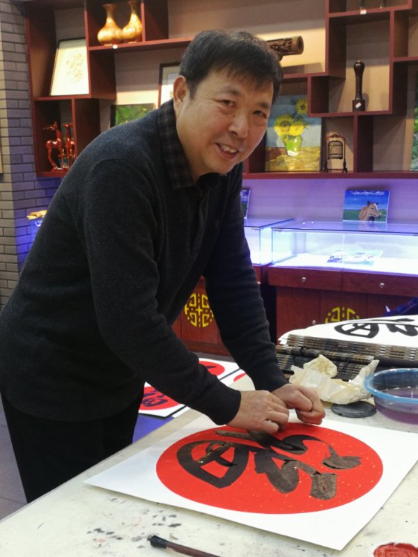 画家书法家曹春龙个人艺术简介,曹春龙画家简介,曹春龙作品价格,曹春龙个人简介,曹春龙艺术作品,书法家曹春龙简介,画家曹春龙简介