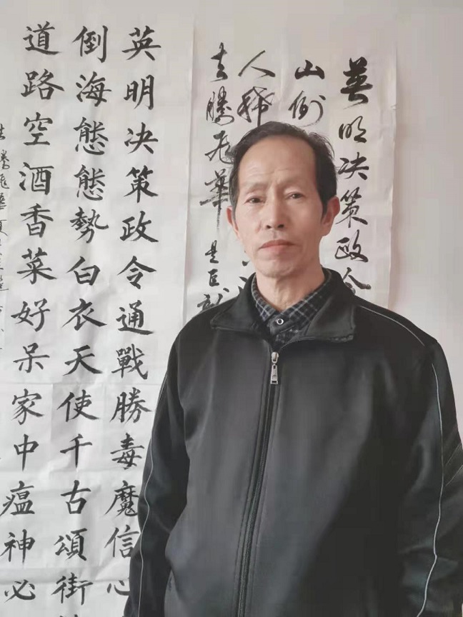 画家书法家董德明个人艺术简介,董德明画家简介,董德明作品价格,董德明个人简介,董德明艺术作品,书法家董德明简介,画家董德明简介