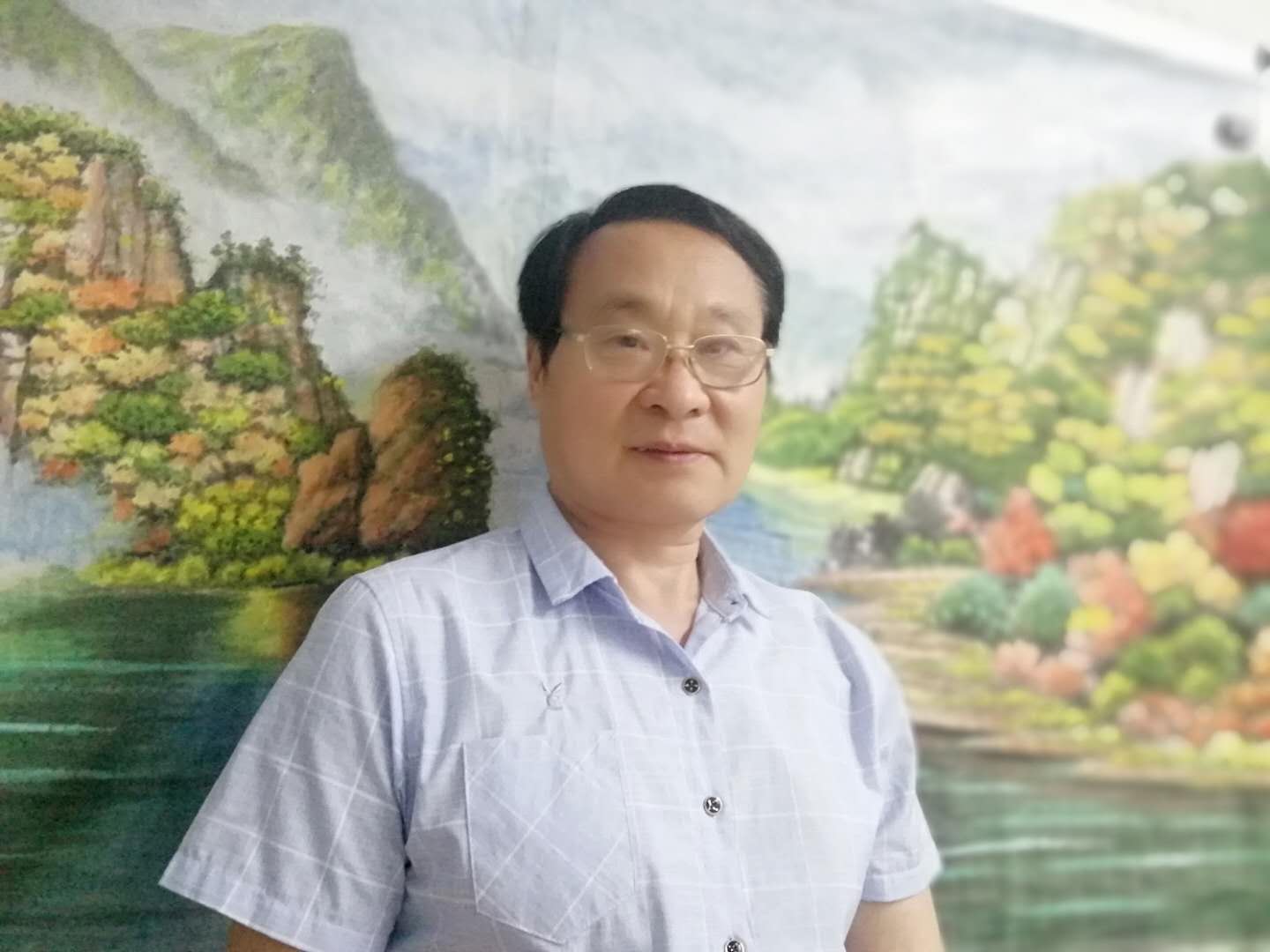 画家书法家王树萱个人艺术简介,王树萱画家简介,王树萱作品价格,王树萱个人简介,王树萱艺术作品,书法家王树萱简介,画家王树萱简介