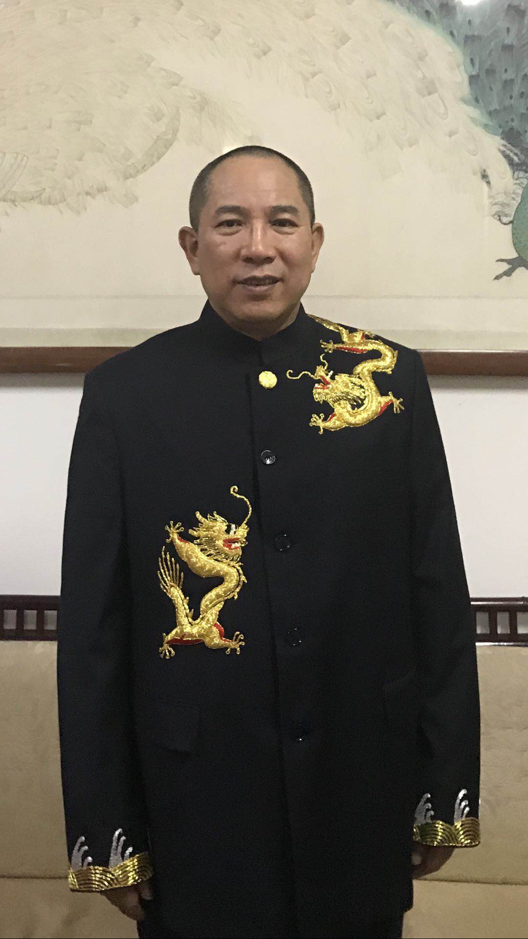 画家书法家王立生个人艺术简介,王立生画家简介,王立生作品价格,王立生个人简介,王立生艺术作品,书法家王立生简介,画家王立生简介