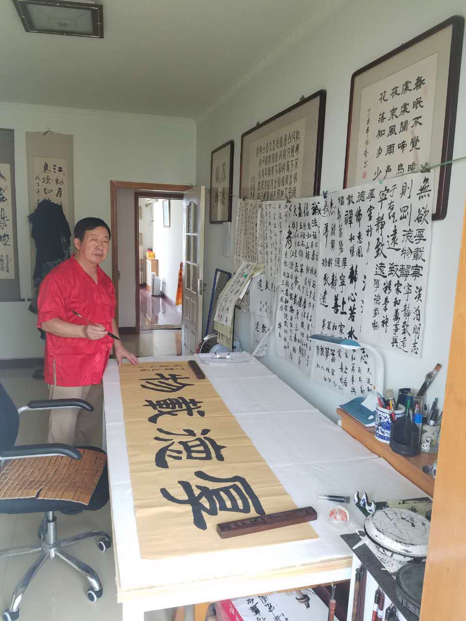 画家书法家朱广义个人艺术简介,朱广义画家简介,朱广义作品价格,朱广义个人简介,朱广义艺术作品,书法家朱广义简介,画家朱广义简介