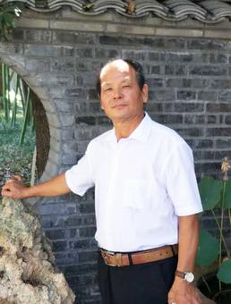 画家书法家张益天个人艺术简介,张益天画家简介,张益天作品价格,张益天个人简介,张益天艺术作品,书法家张益天简介,画家张益天简介