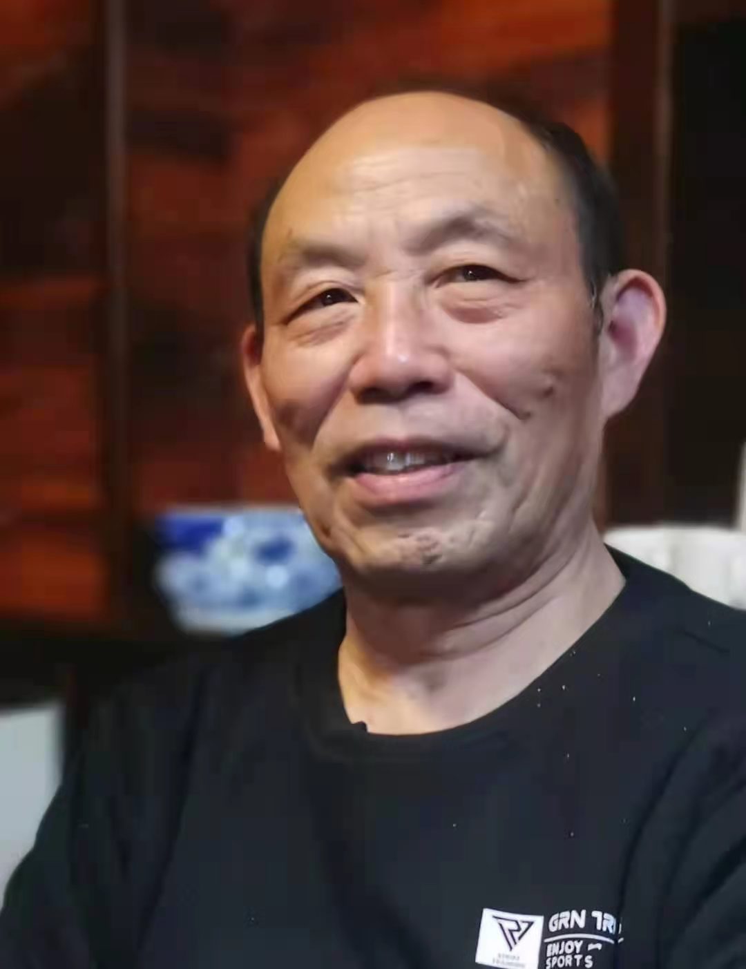 画家书法家黄明晃个人艺术简介,黄明晃画家简介,黄明晃作品价格,黄明晃个人简介,黄明晃艺术作品,书法家黄明晃简介,画家黄明晃简介