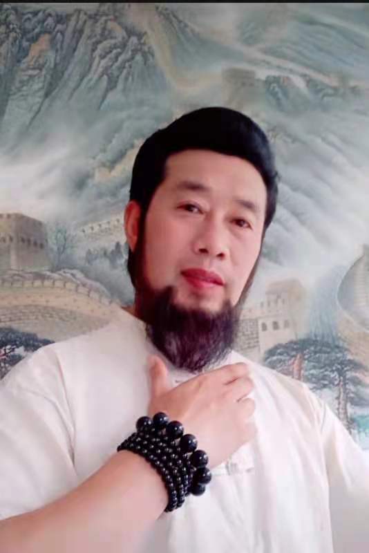 画家书法家张万民个人艺术简介,张万民画家简介,张万民作品价格,张万民个人简介,张万民艺术作品,书法家张万民简介,画家张万民简介