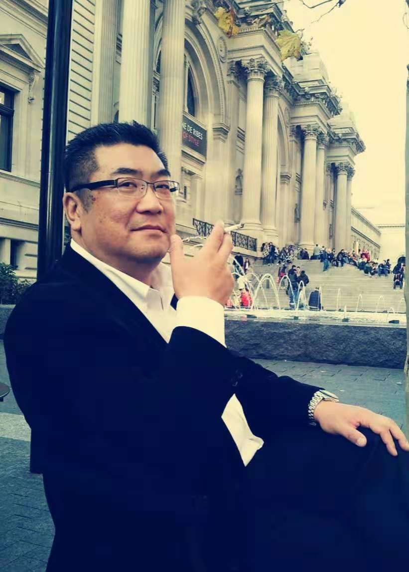 画家书法家吴中洋个人艺术简介,吴中洋画家简介,吴中洋作品价格,吴中洋个人简介,吴中洋艺术作品,书法家吴中洋简介,画家吴中洋简介