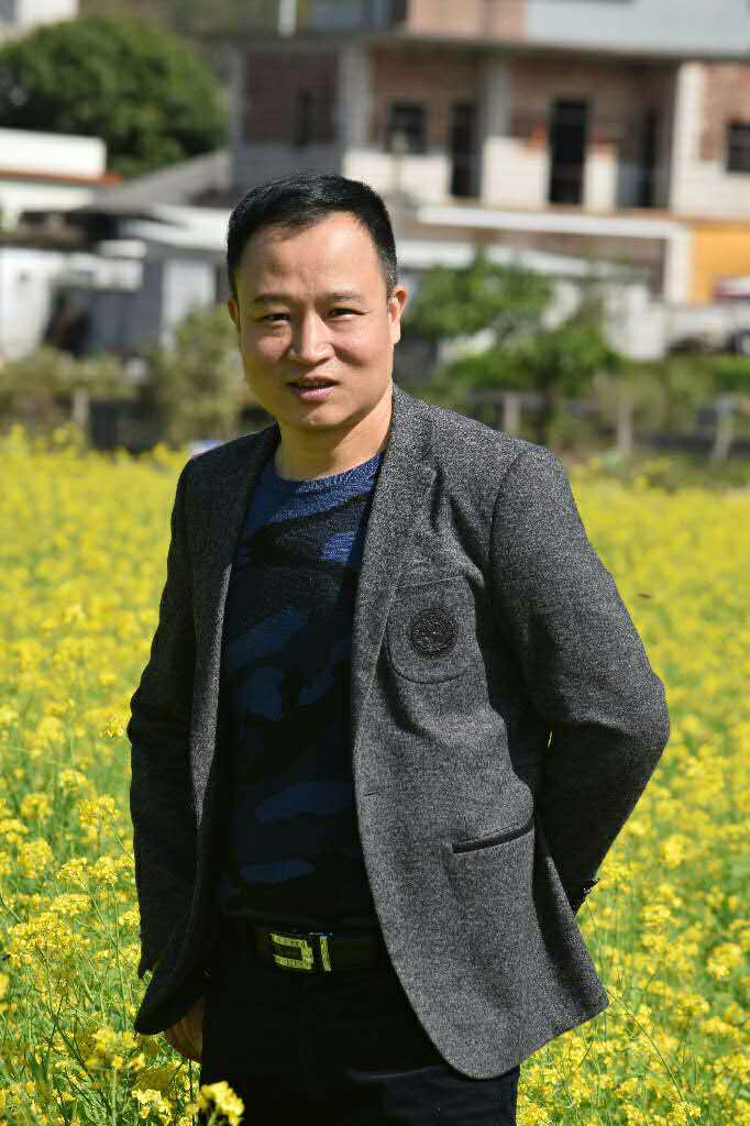 画家书法家徐志强个人艺术简介,徐志强画家简介,徐志强作品价格,徐志强个人简介,徐志强艺术作品,书法家徐志强简介,画家徐志强简介