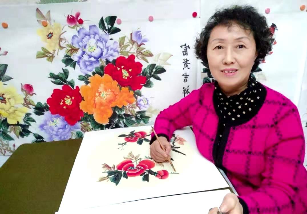 画家书法家郑艳春个人艺术简介,郑艳春画家简介,郑艳春作品价格,郑艳春个人简介,郑艳春艺术作品,书法家郑艳春简介,画家郑艳春简介