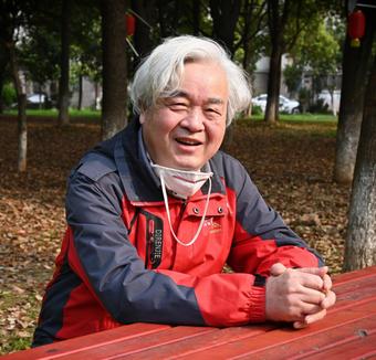 画家书法家胡传满个人艺术简介,胡传满画家简介,胡传满作品价格,胡传满个人简介,胡传满艺术作品,书法家胡传满简介,画家胡传满简介