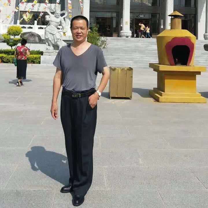 画家书法家张会斌个人艺术简介,张会斌画家简介,张会斌作品价格,张会斌个人简介,张会斌艺术作品,书法家张会斌简介,画家张会斌简介