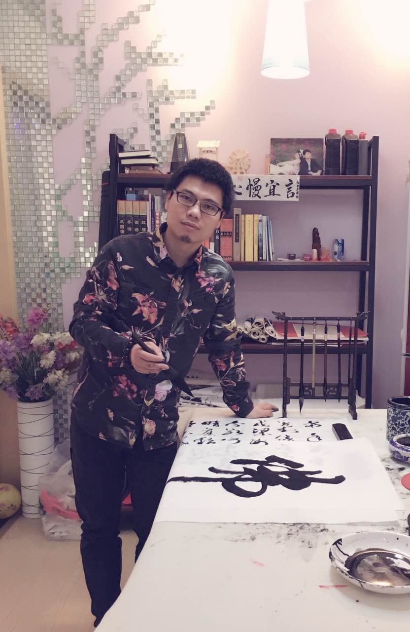 画家书法家徐权个人艺术简介,徐权画家简介,徐权作品价格,徐权个人简介,徐权艺术作品,书法家徐权简介,画家徐权简介