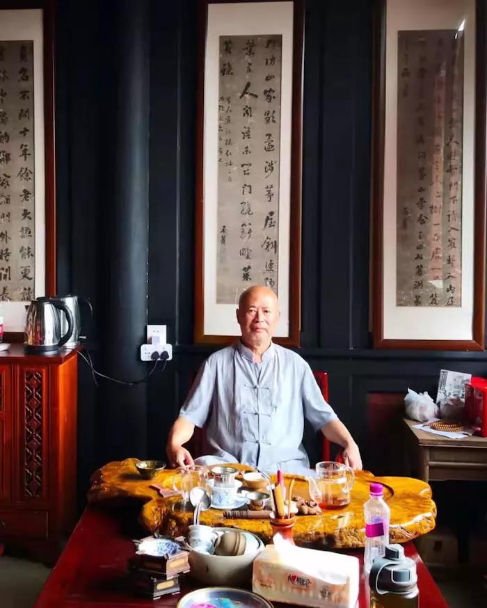 画家书法家刘自果个人艺术简介,刘自果画家简介,刘自果作品价格,刘自果个人简介,刘自果艺术作品,书法家刘自果简介,画家刘自果简介