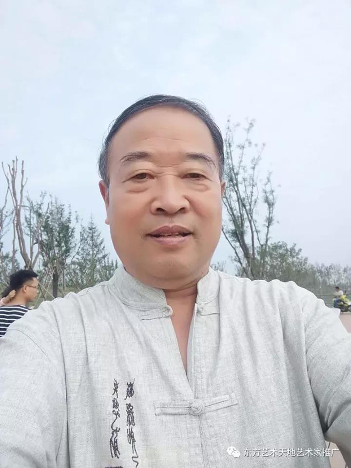 画家书法家董永西个人艺术简介,董永西画家简介,董永西作品价格,董永西个人简介,董永西艺术作品,书法家董永西简介,画家董永西简介