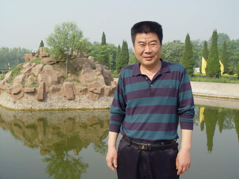画家书法家王健个人艺术简介,王健画家简介,王健作品价格,王健个人简介,王健艺术作品,书法家王健简介,画家王健简介